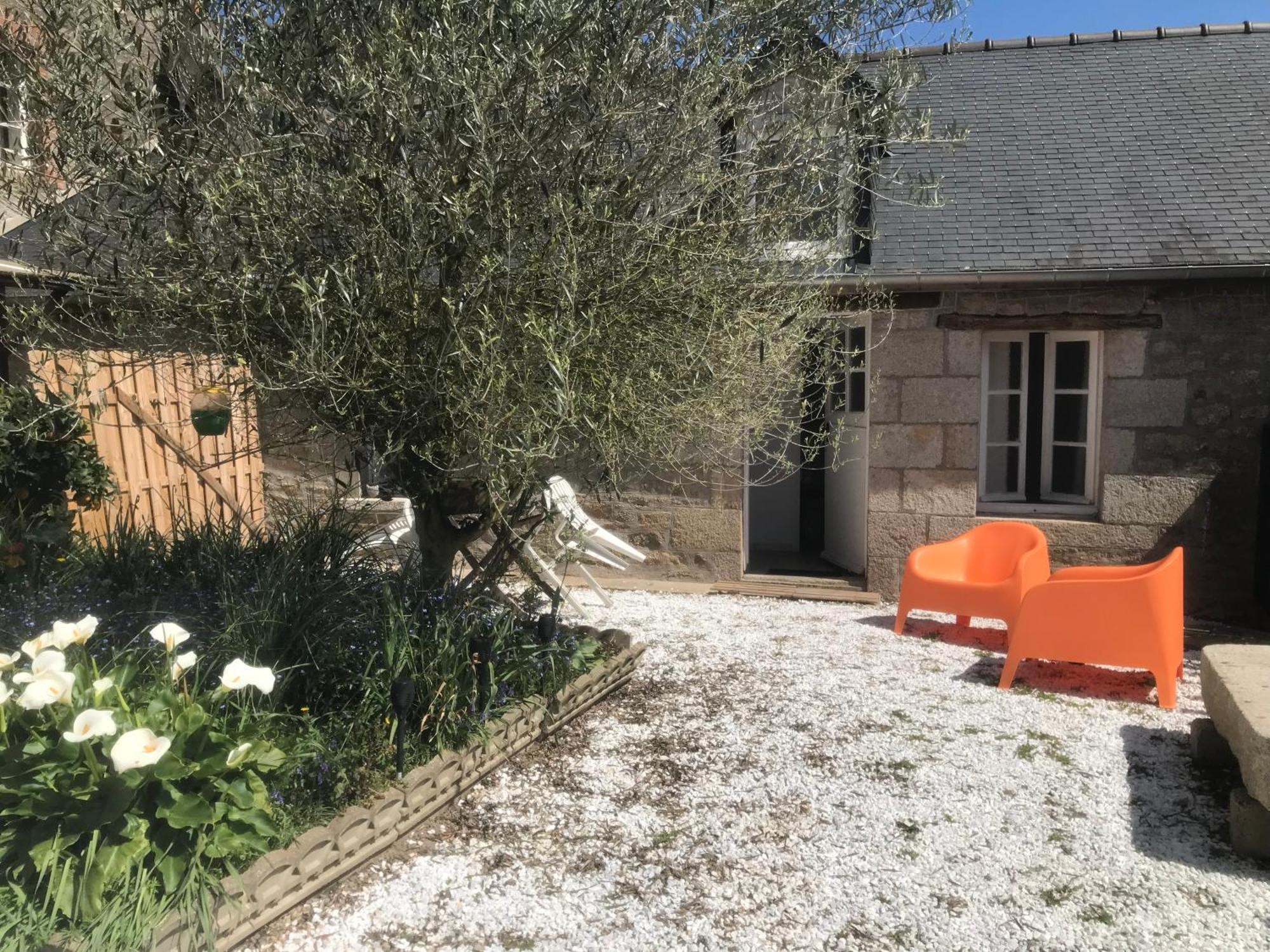 Charmante Maisonnette Proximite Cite Medievale Et Bords De Rance Dinan Buitenkant foto